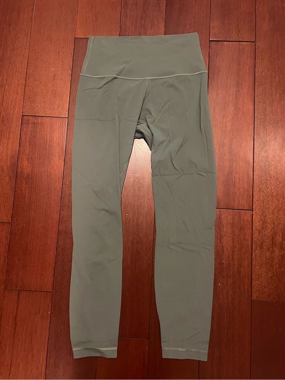 Lululemon Align 25” in Grey Eucalyptus